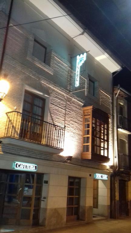 Hotel Isabel Бривиеска Екстериор снимка